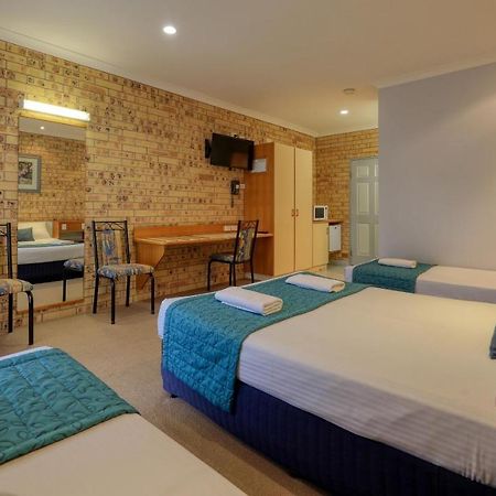 Mulga Country Motor Inn Charleville Ngoại thất bức ảnh