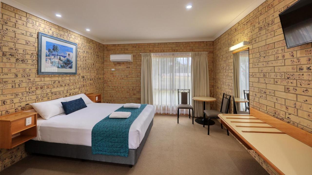 Mulga Country Motor Inn Charleville Ngoại thất bức ảnh