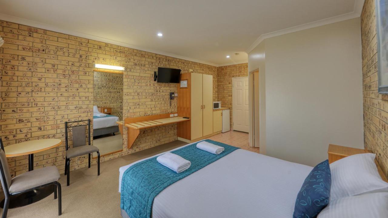 Mulga Country Motor Inn Charleville Ngoại thất bức ảnh