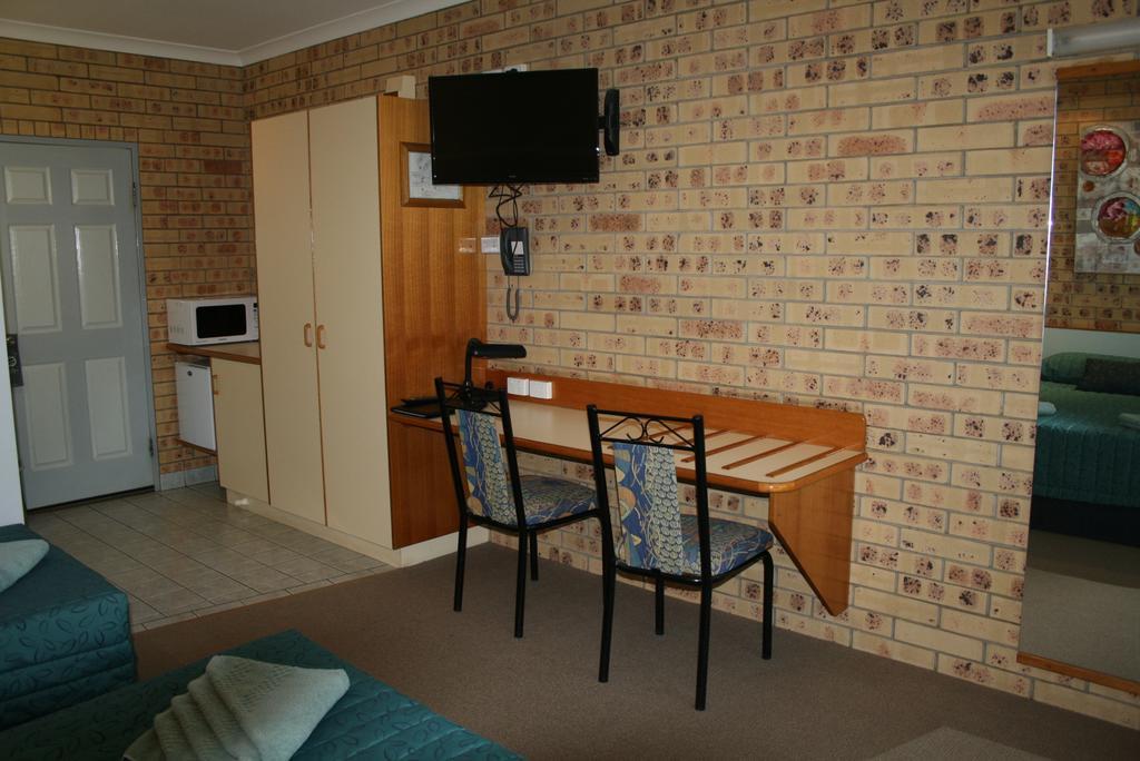 Mulga Country Motor Inn Charleville Phòng bức ảnh