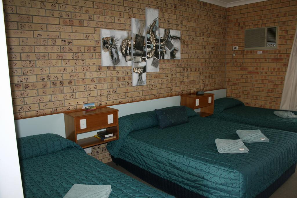 Mulga Country Motor Inn Charleville Phòng bức ảnh