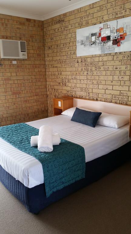 Mulga Country Motor Inn Charleville Ngoại thất bức ảnh