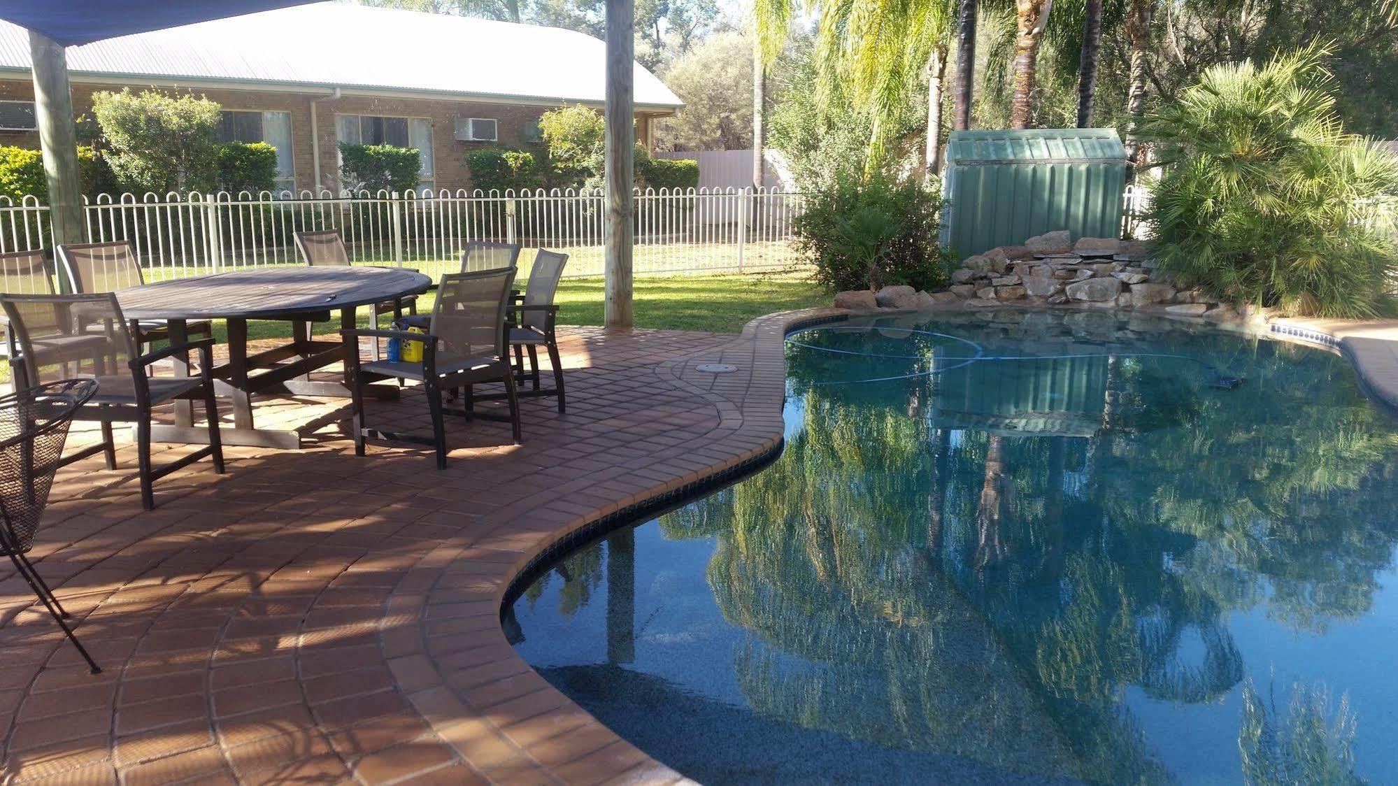 Mulga Country Motor Inn Charleville Ngoại thất bức ảnh